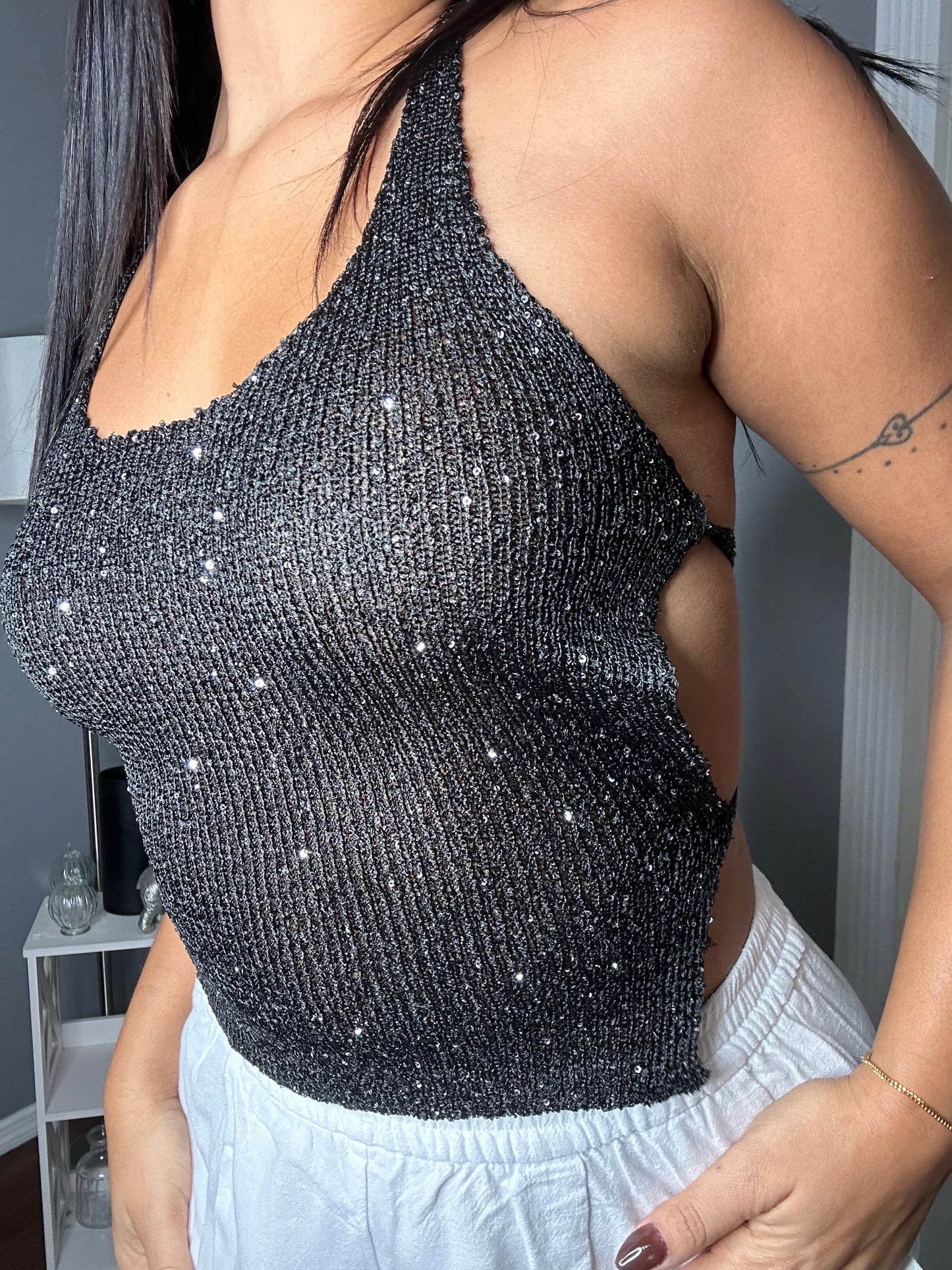 Sequin Knit Halter Top (Black)