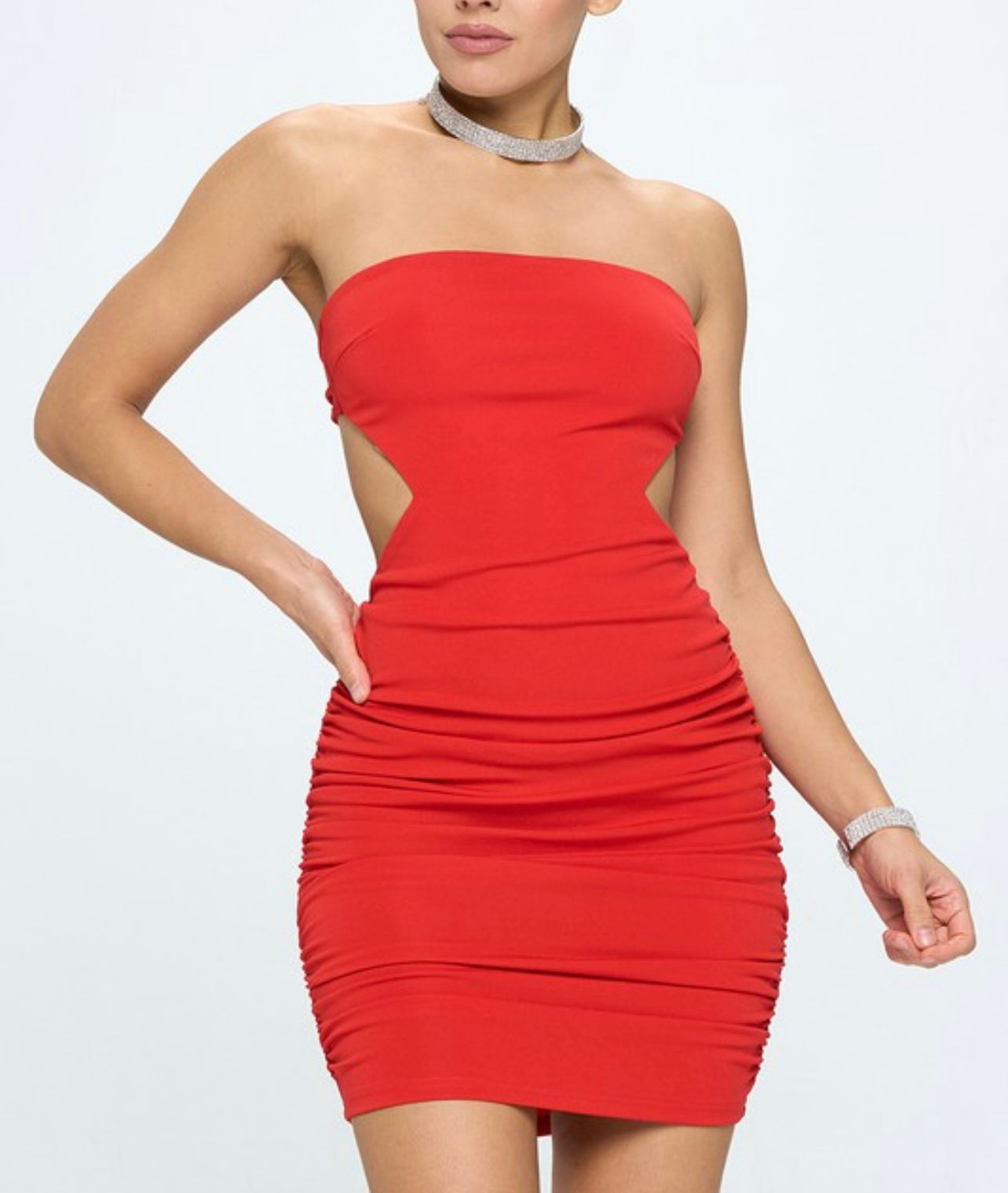 RED STRAPLESS DRESS